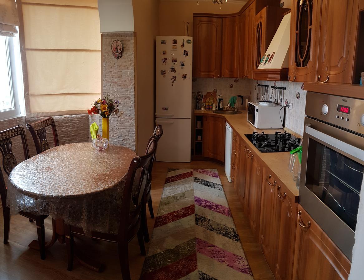Люкс Апартаменты Центр Sukhumi Exteriör bild