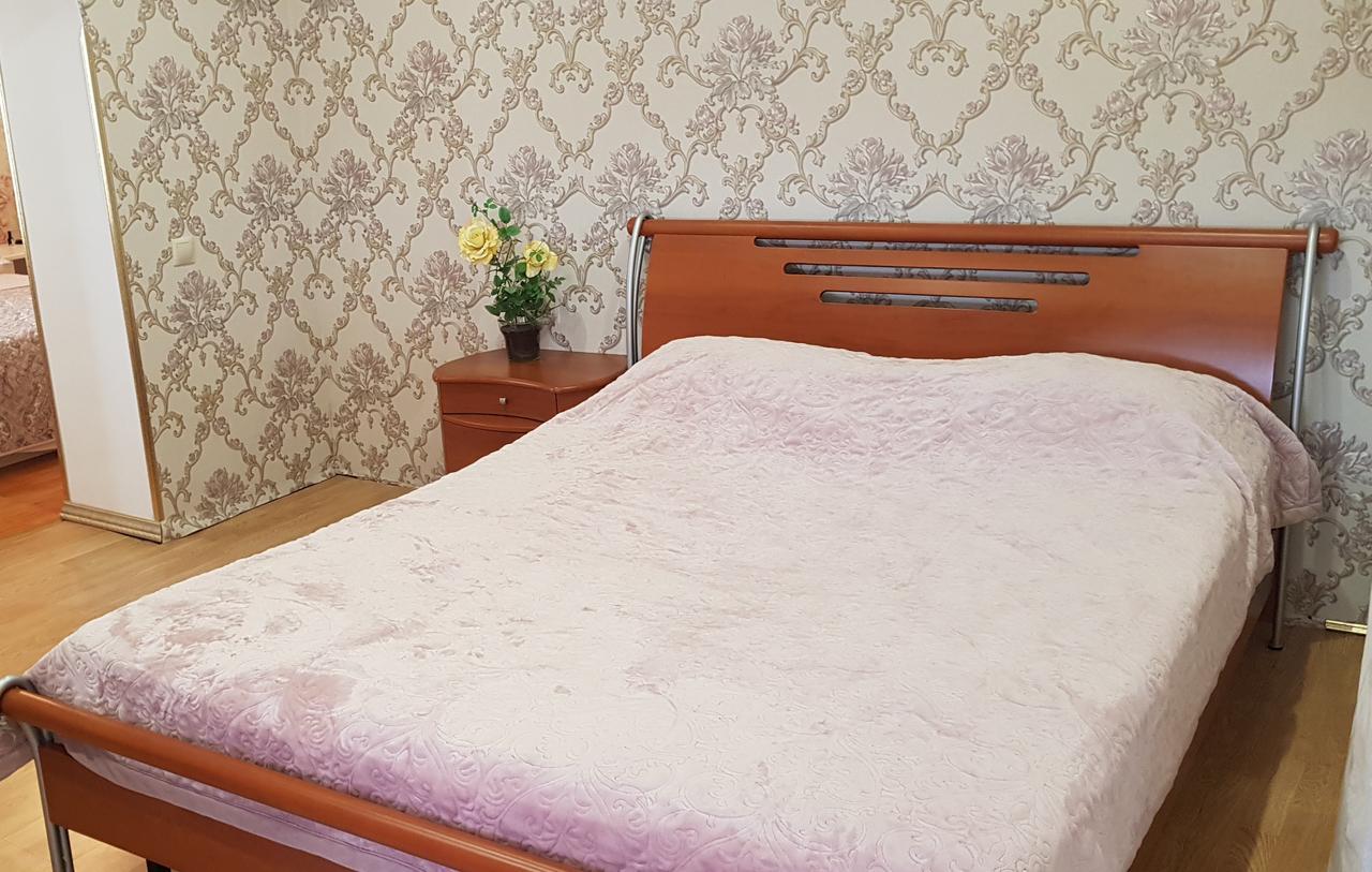 Люкс Апартаменты Центр Sukhumi Exteriör bild